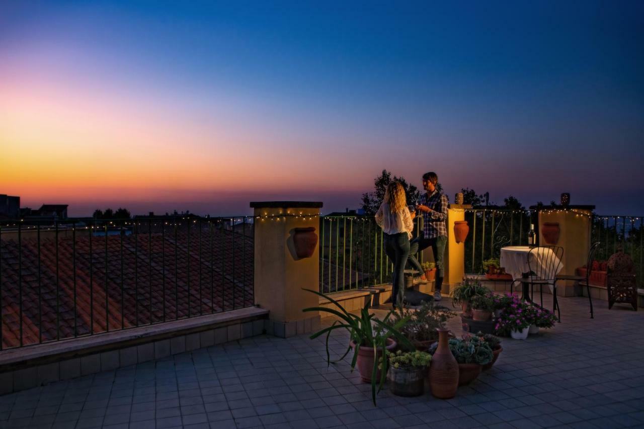 B&B Buonfiglio Cicconcelli - Terrazza Panoramica フラスカティ エクステリア 写真